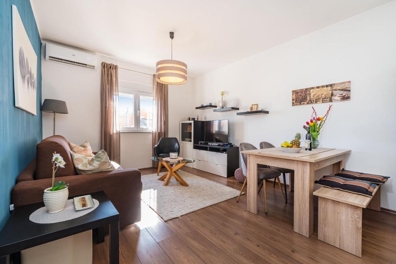 Apartment Karla Zadar Exterior foto
